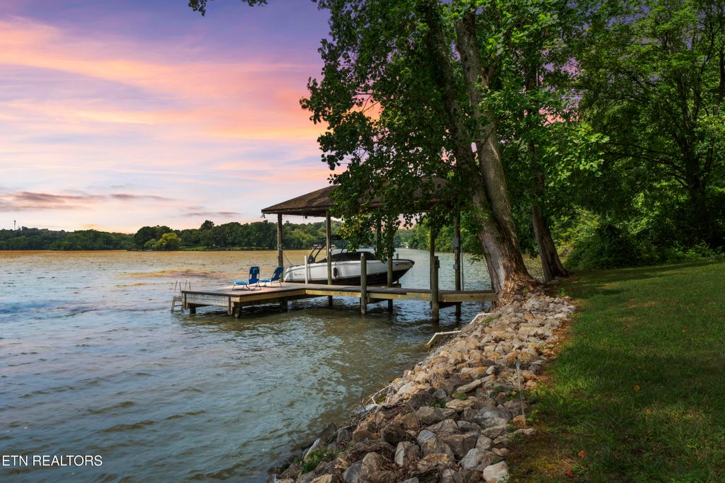 Photo of 6964 Riverwood Drive, Knoxville, TN 37920 (MLS # 1329328)