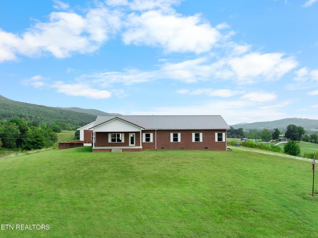 Photo of 1695 Doaks Creek Rd, Speedwell, TN 37870 (MLS # 1316081)