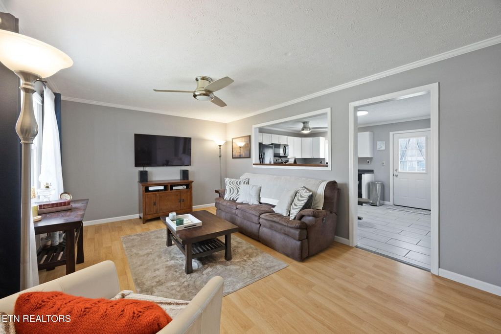 Photo of 6905 Maize Drive, Knoxville, TN 37918 (MLS # 1333281)