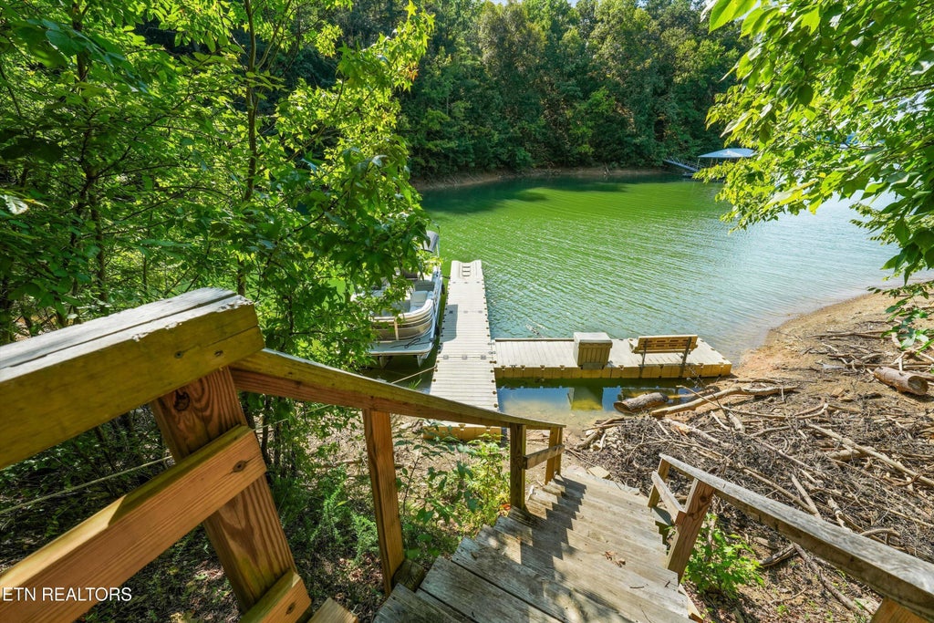 Photo of 1553 Tranquility Tr, Dandridge, TN 37725 (MLS # 1353445)