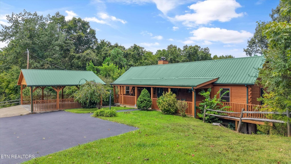Photo of 1553 Tranquility Tr, Dandridge, TN 37725 (MLS # 1353445)