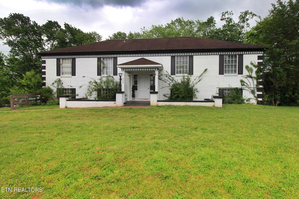 Photo of 329 Boyds Creek Hwy, Seymour, TN 37865 (MLS # 1338136)