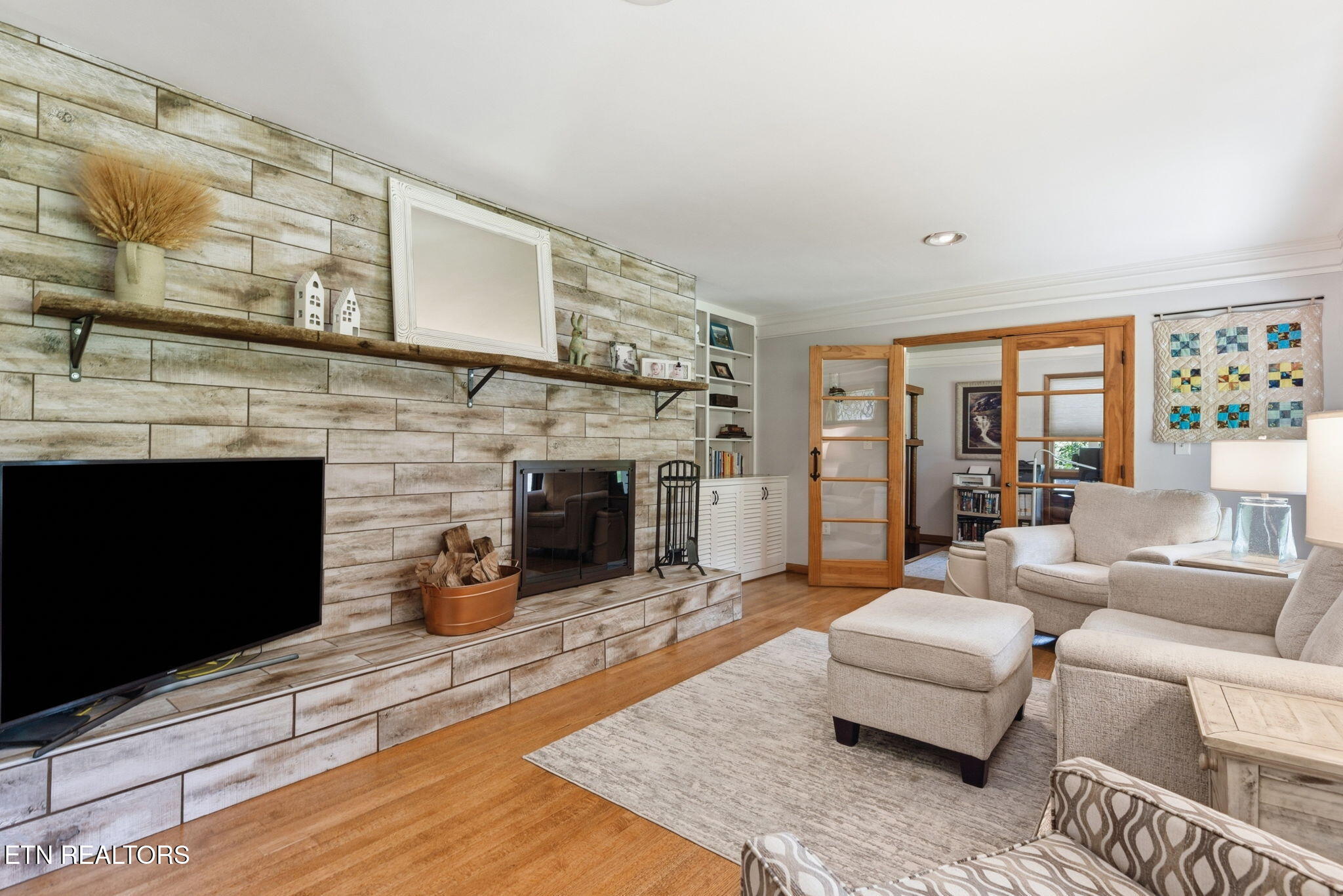 100 Westlook Circle