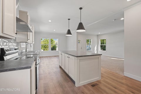 Tiny photo for 2208 Cityview Ave, Knoxville, TN 37915 (MLS # 1357491)