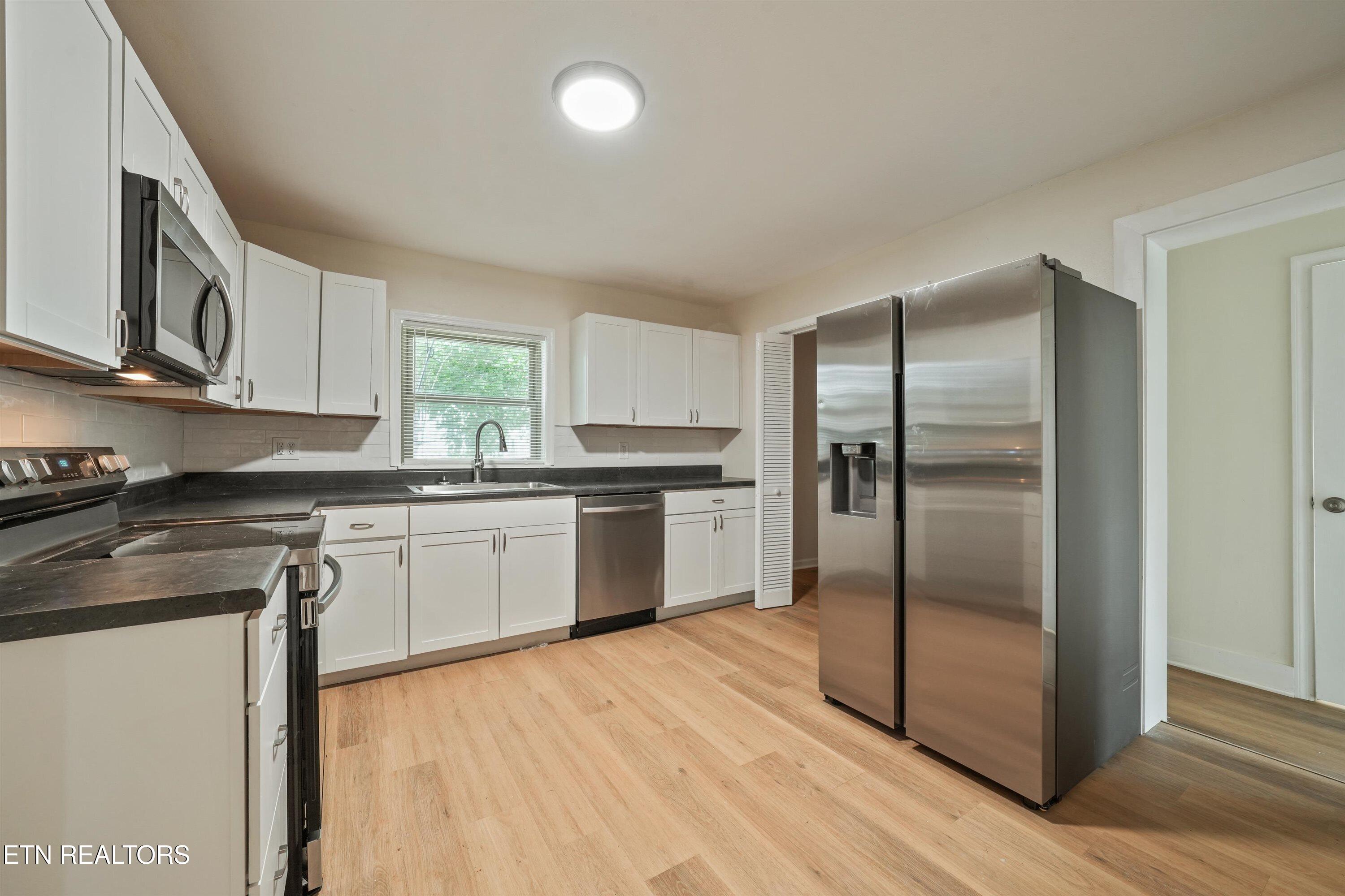 2315 Holbrook Drive