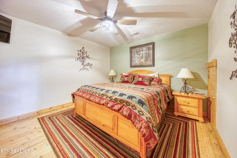 Tiny photo for 917 Pine Cone Way, Gatlinburg, TN 37738 (MLS # 1327611)