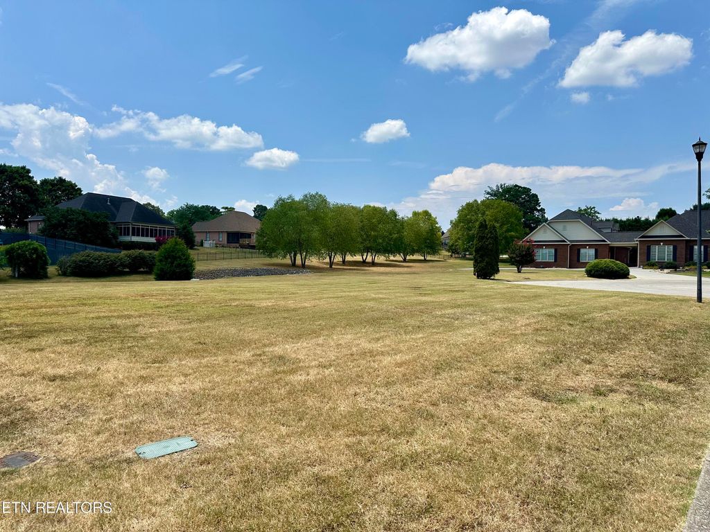 Photo of 1649 Aberdeen Drive, Alcoa, TN 37701 (MLS # 1269881)