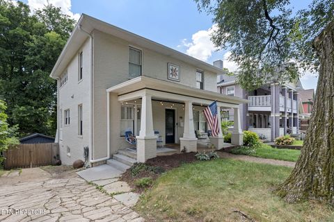 Photo of 918 Luttrell St, Knoxville, TN 37917 (MLS # 1309391)
