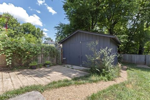 Tiny photo for 918 Luttrell St, Knoxville, TN 37917 (MLS # 1309391)