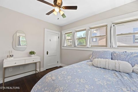 Tiny photo for 918 Luttrell St, Knoxville, TN 37917 (MLS # 1309391)