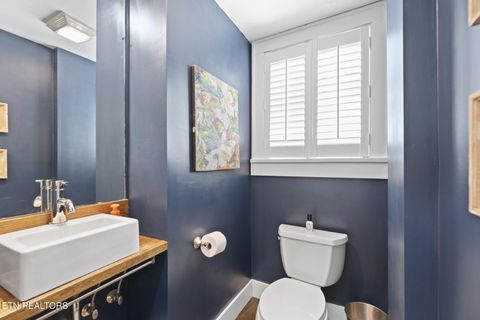 Tiny photo for 918 Luttrell St, Knoxville, TN 37917 (MLS # 1309391)