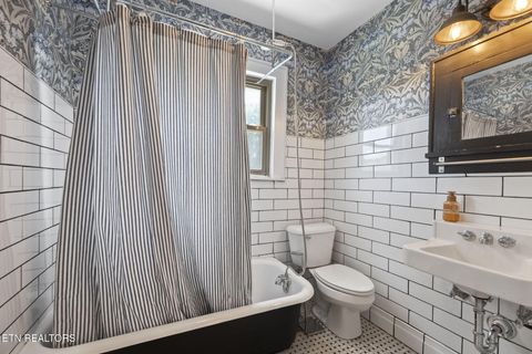 Tiny photo for 918 Luttrell St, Knoxville, TN 37917 (MLS # 1309391)