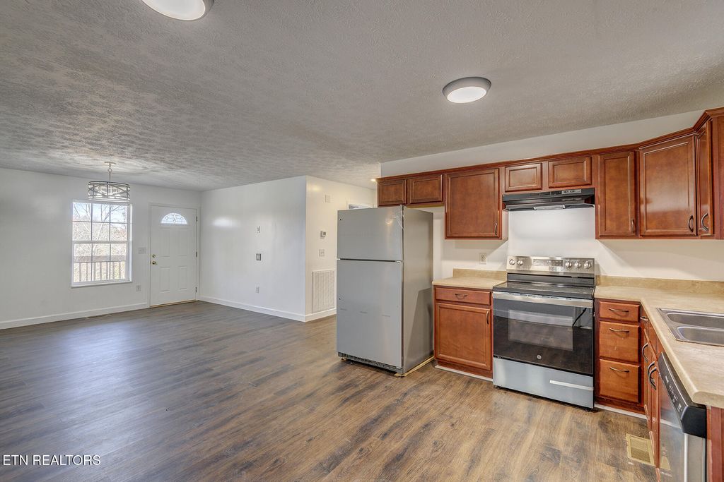 Photo of 503 Long Ave, Newport, TN 37821 (MLS # 1324302)