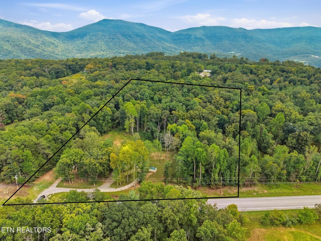 Photo of 12253 Highway 127, Crossville, TN 38572 (MLS # 1356469)