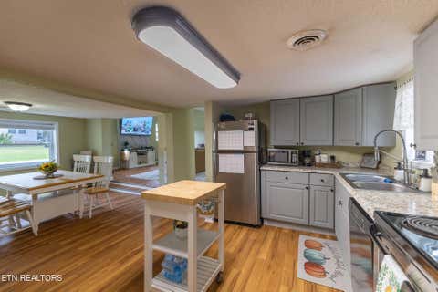 Tiny photo for 307 Glendale Ave, Clinton, TN 37716 (MLS # 1313762)