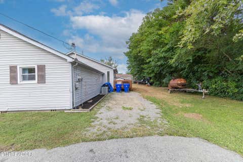 Tiny photo for 307 Glendale Ave, Clinton, TN 37716 (MLS # 1313762)