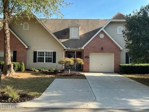 Photo of 2828 Knob Creek Lane, Knoxville, TN 37912 (MLS # 1355916)