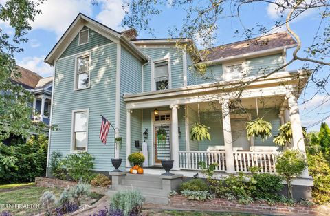 Photo of 821 Luttrell St, Knoxville, TN 37917 (MLS # 1316272)