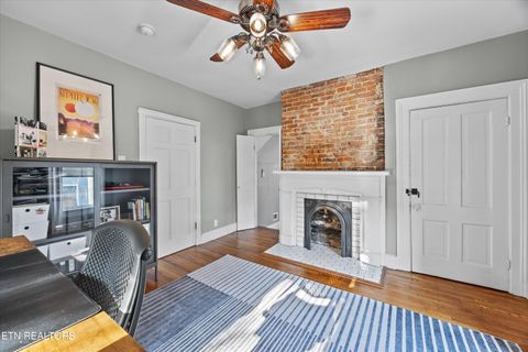 Tiny photo for 821 Luttrell St, Knoxville, TN 37917 (MLS # 1316272)