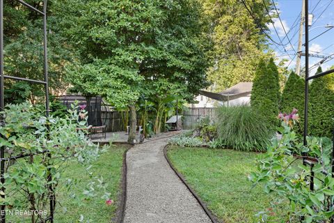 Tiny photo for 821 Luttrell St, Knoxville, TN 37917 (MLS # 1316272)