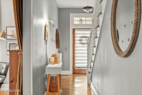Tiny photo for 821 Luttrell St, Knoxville, TN 37917 (MLS # 1316272)