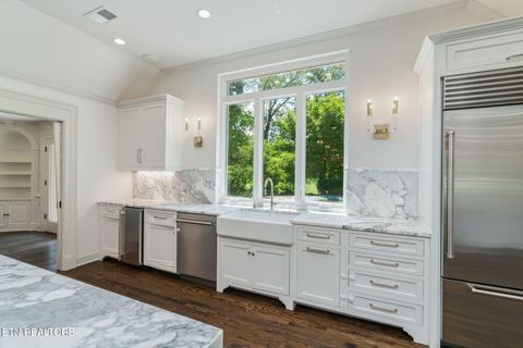 Tiny photo for 2216 Cherokee Blvd, Knoxville, TN 37919 (MLS # 1309906)