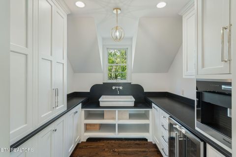 Tiny photo for 2216 Cherokee Blvd, Knoxville, TN 37919 (MLS # 1309906)