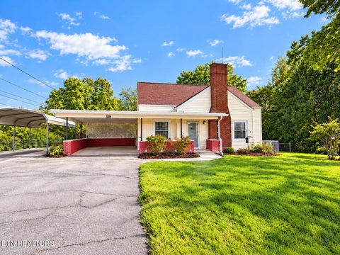 Photo of 392 Harrison Ave, Lenoir City, TN 37771 (MLS # 1359532)