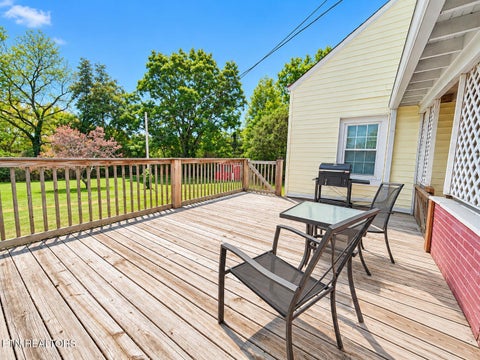 Tiny photo for 392 Harrison Ave, Lenoir City, TN 37771 (MLS # 1359532)