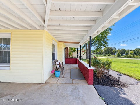 Tiny photo for 392 Harrison Ave, Lenoir City, TN 37771 (MLS # 1359532)