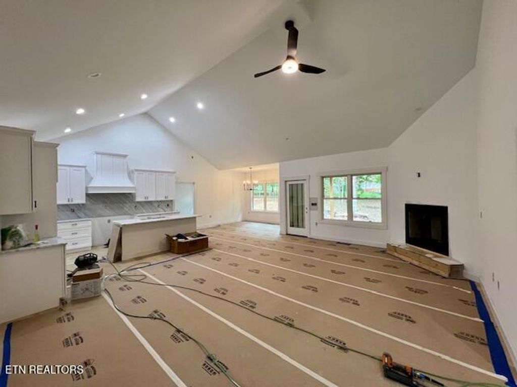 Photo of 138 Magnolia Lane, Crossville, TN 38555 (MLS # 1306769)