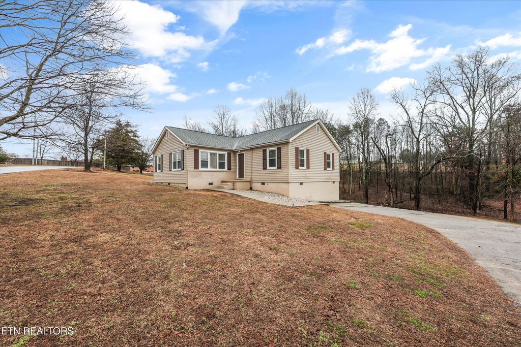 Photo of 3021 Sam James Rd, Maryville, TN 37803 (MLS # 1328264)
