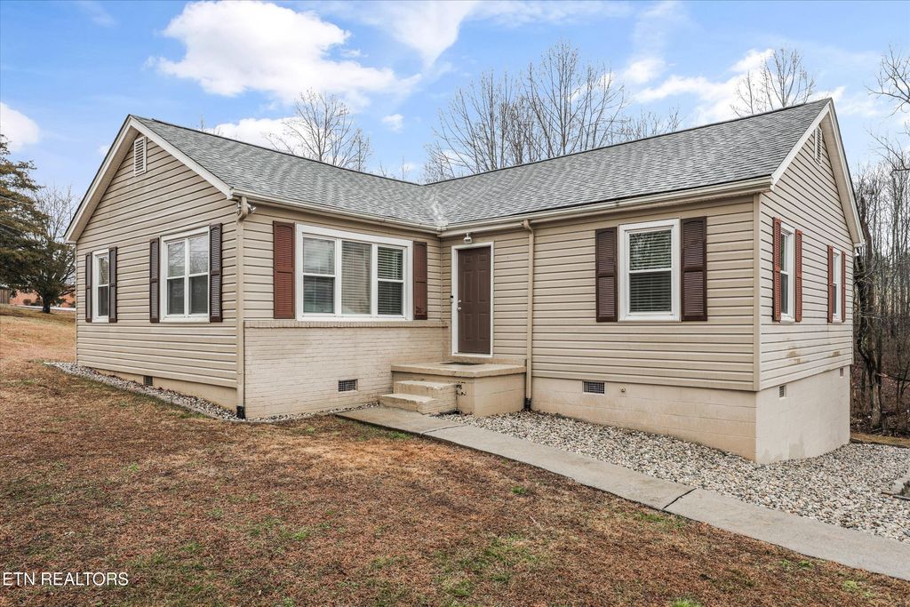 Photo of 3021 Sam James Rd, Maryville, TN 37803 (MLS # 1328264)