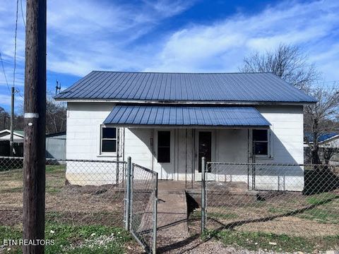 502 Thompson St Philadelphia TN 37846