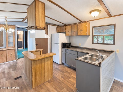 Tiny photo for 284 Payne Circle, Tazewell, TN 37879 (MLS # 1355670)