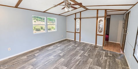 Tiny photo for 284 Payne Circle, Tazewell, TN 37879 (MLS # 1355670)