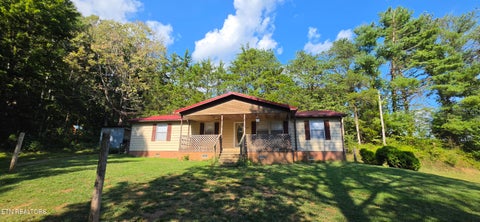 Photo of 284 Payne Circle, Tazewell, TN 37879 (MLS # 1355670)