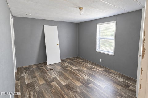 Tiny photo for 284 Payne Circle, Tazewell, TN 37879 (MLS # 1355670)