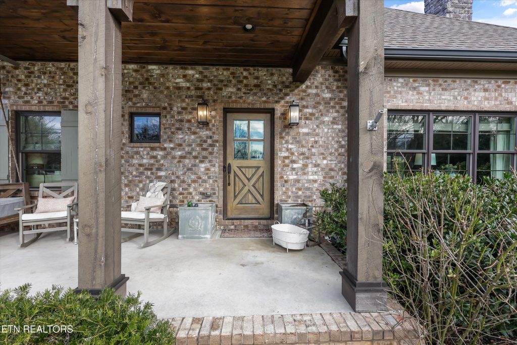 Photo of 1324 Davis Lane, Knoxville, TN 37923 (MLS # 1327884)