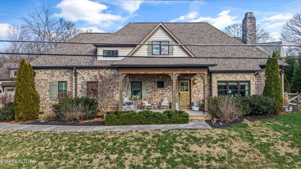 Photo of 1324 Davis Lane, Knoxville, TN 37923 (MLS # 1327884)