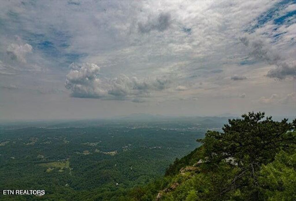 Photo of Top Rd, Sevierville, TN 37876 (MLS # 1304229)