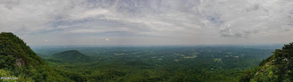 Photo of Top Rd, Sevierville, TN 37876 (MLS # 1304229)