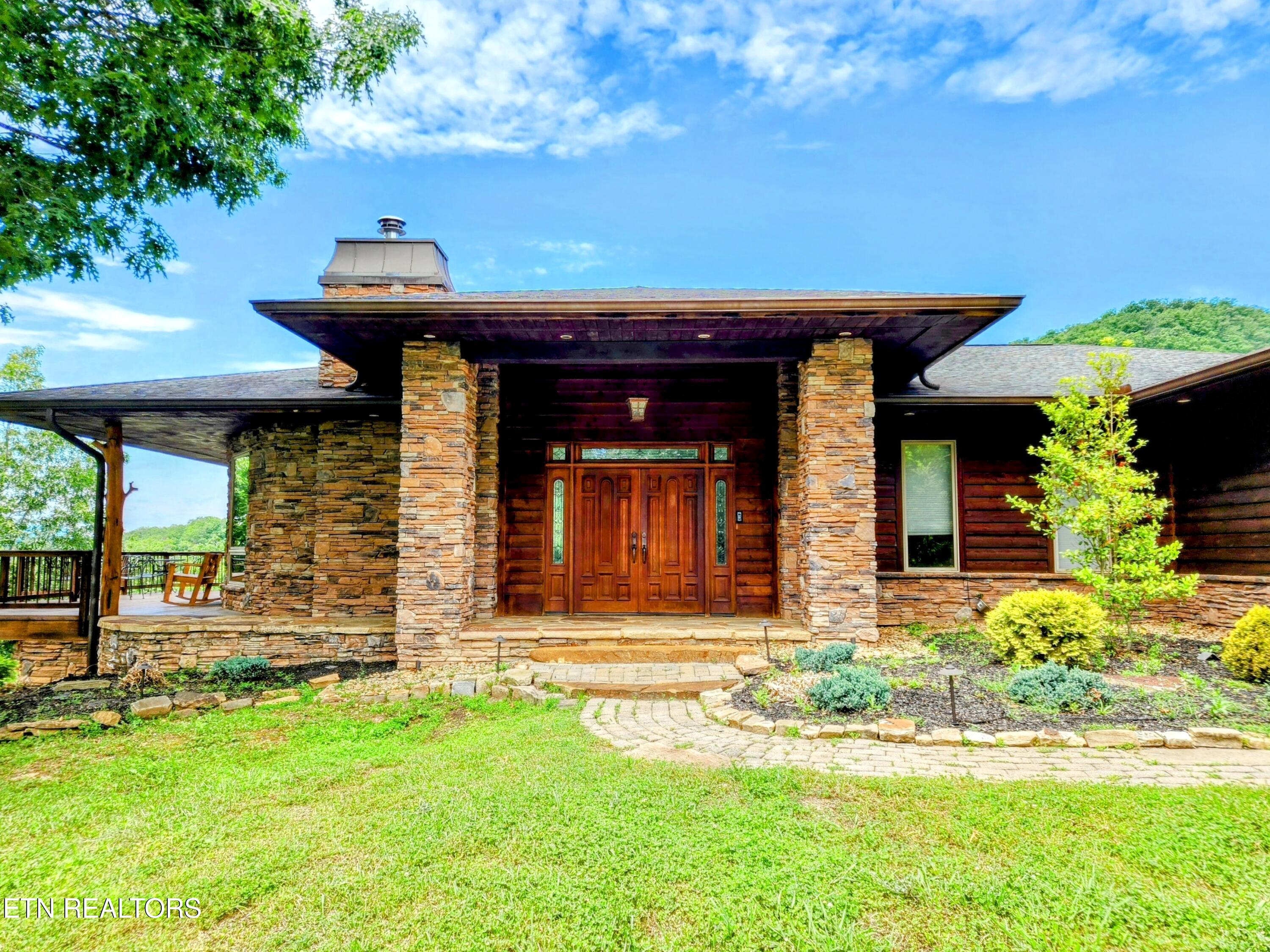 1441 Mountain Ash Way