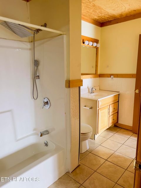 Tiny photo for 978 Beechwood Drive, Dandridge, TN 37725 (MLS # 1329363)