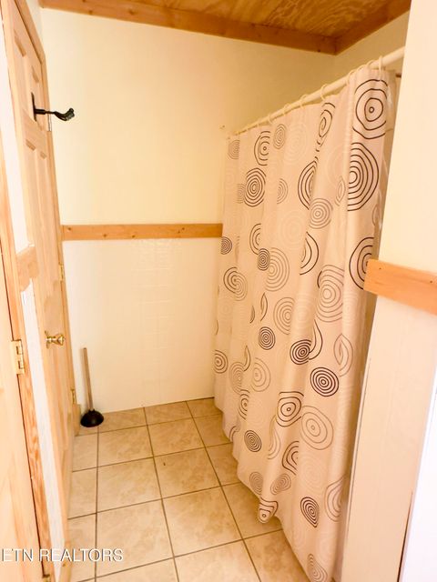 Tiny photo for 978 Beechwood Drive, Dandridge, TN 37725 (MLS # 1329363)