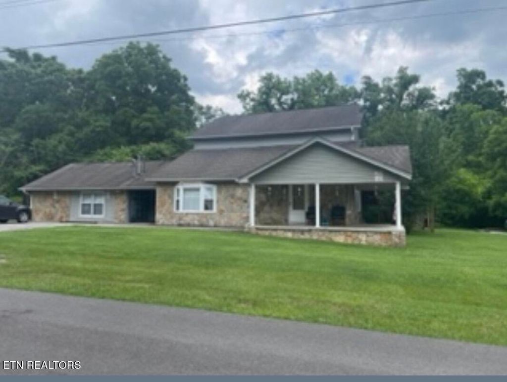 Photo of 799 Haynes Rd #a,b,c, Dandridge, TN 37725 (MLS # 1328956)