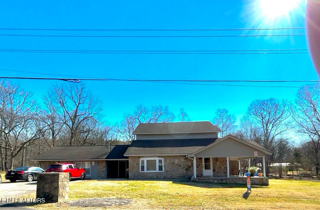 Photo of 799 Haynes Rd #abc, Dandridge, TN 37725 (MLS # 1328956)