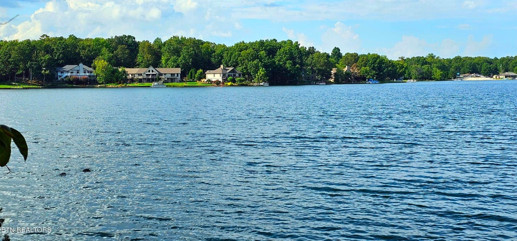 Photo of 53 Markham Terrace, Crossville, TN 38558 (MLS # 1354006)