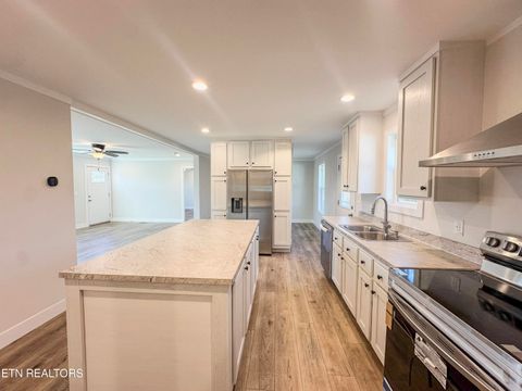 Tiny photo for 8505 E Emory Rd, Corryton, TN 37721 (MLS # 1325348)