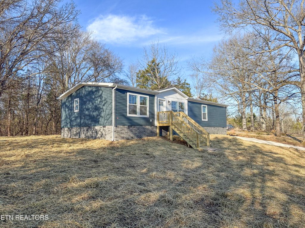Photo of 8505 E Emory Rd, Corryton, TN 37721 (MLS # 1325348)